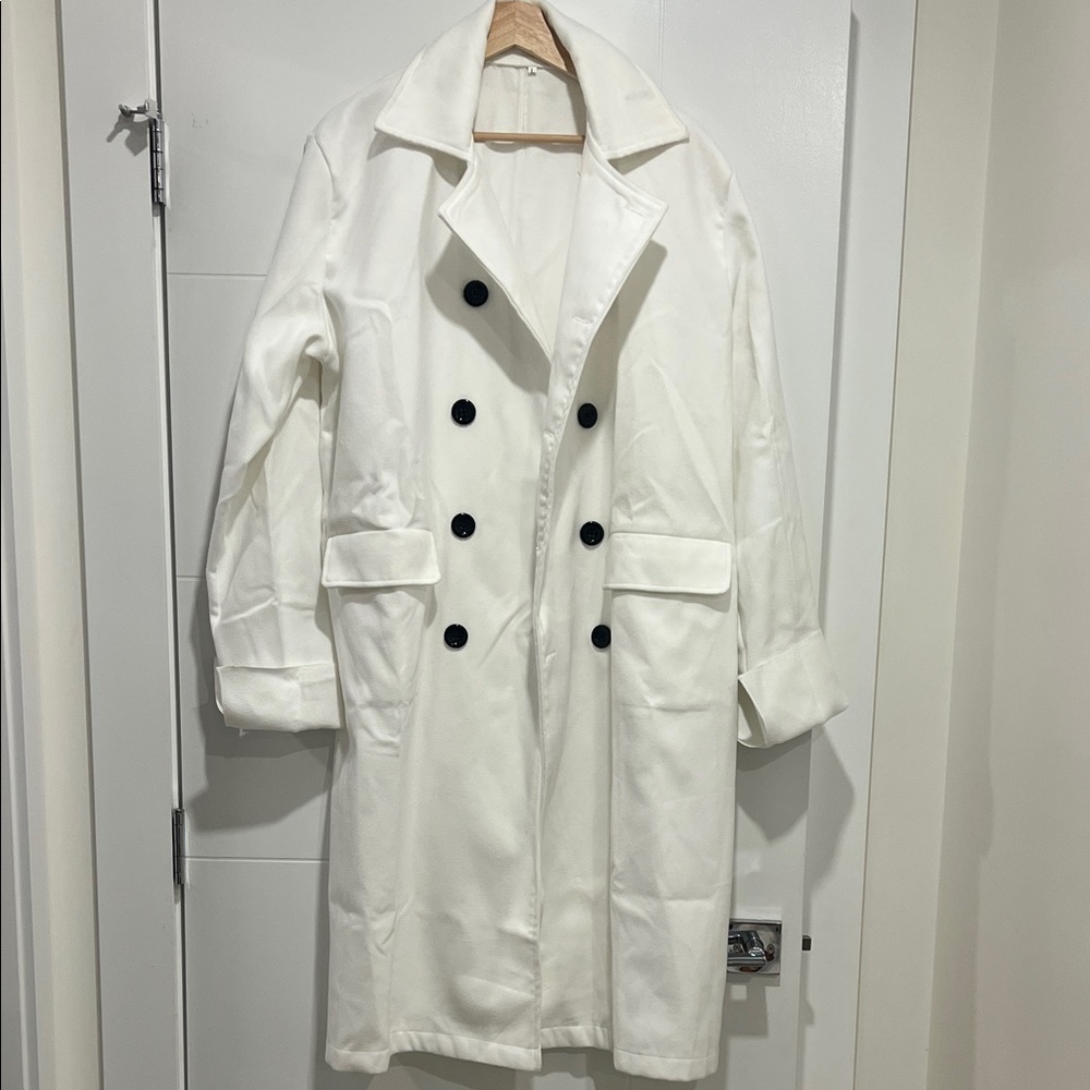 Men’s long White Double-Breasted Coat